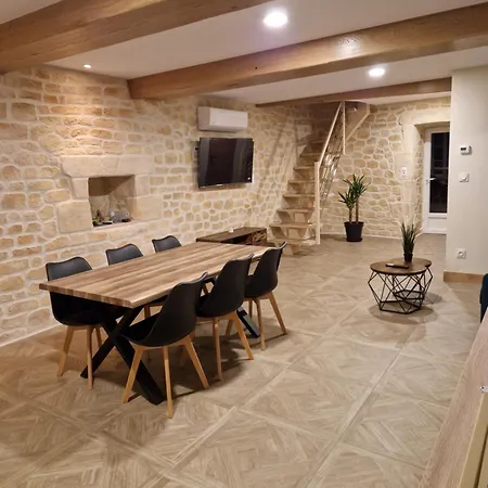 Charmante Maison De Ville Châtillon-sur-Seine Exterior foto