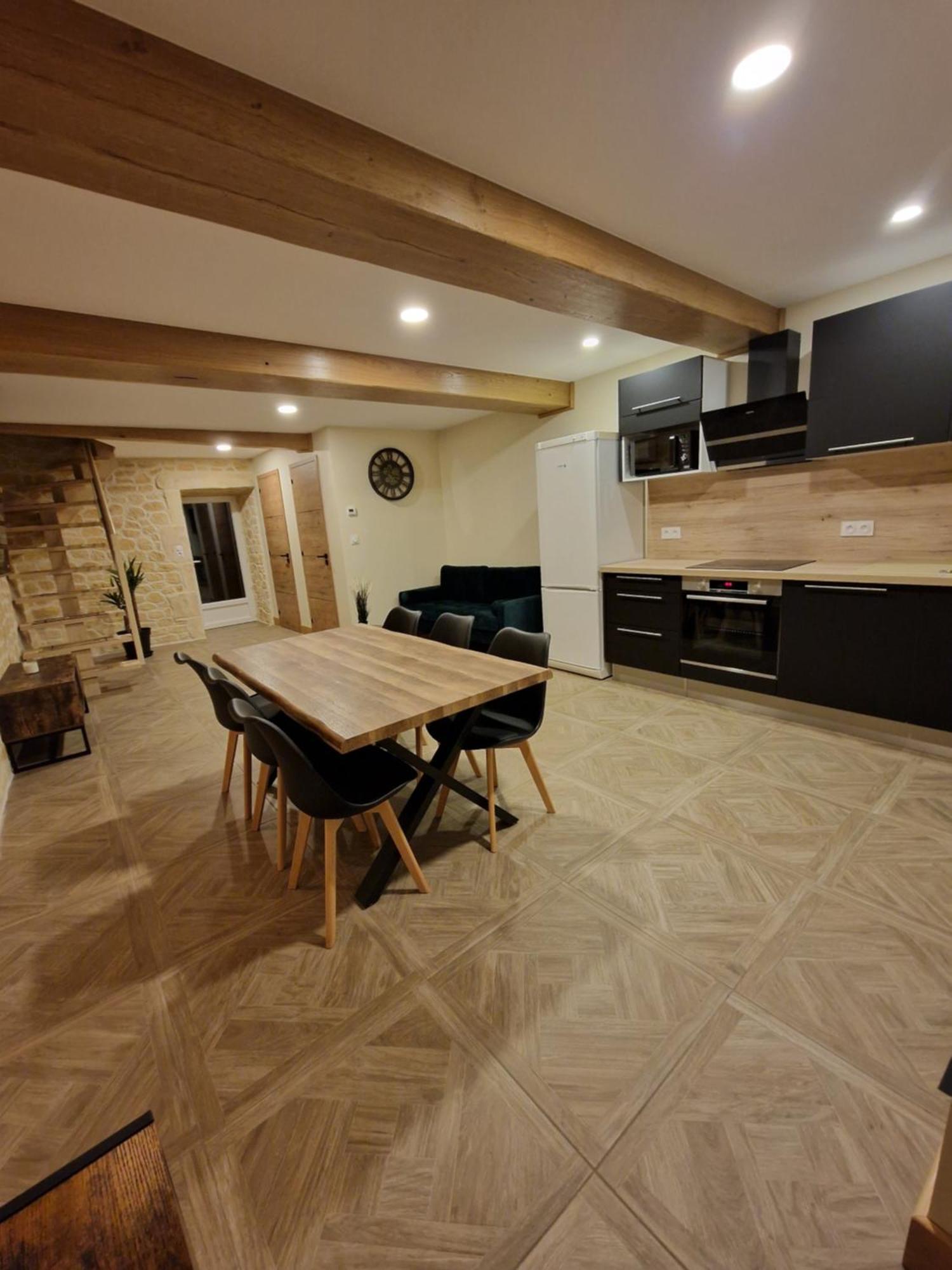 Apartment Charmante Maison De *